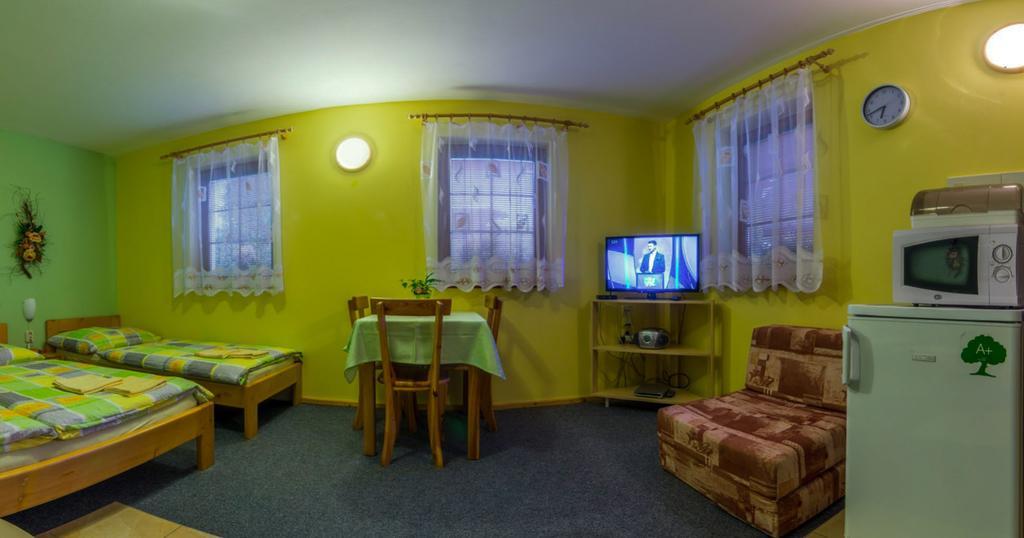 Ada Apartments Liptovský Trnovec Стая снимка