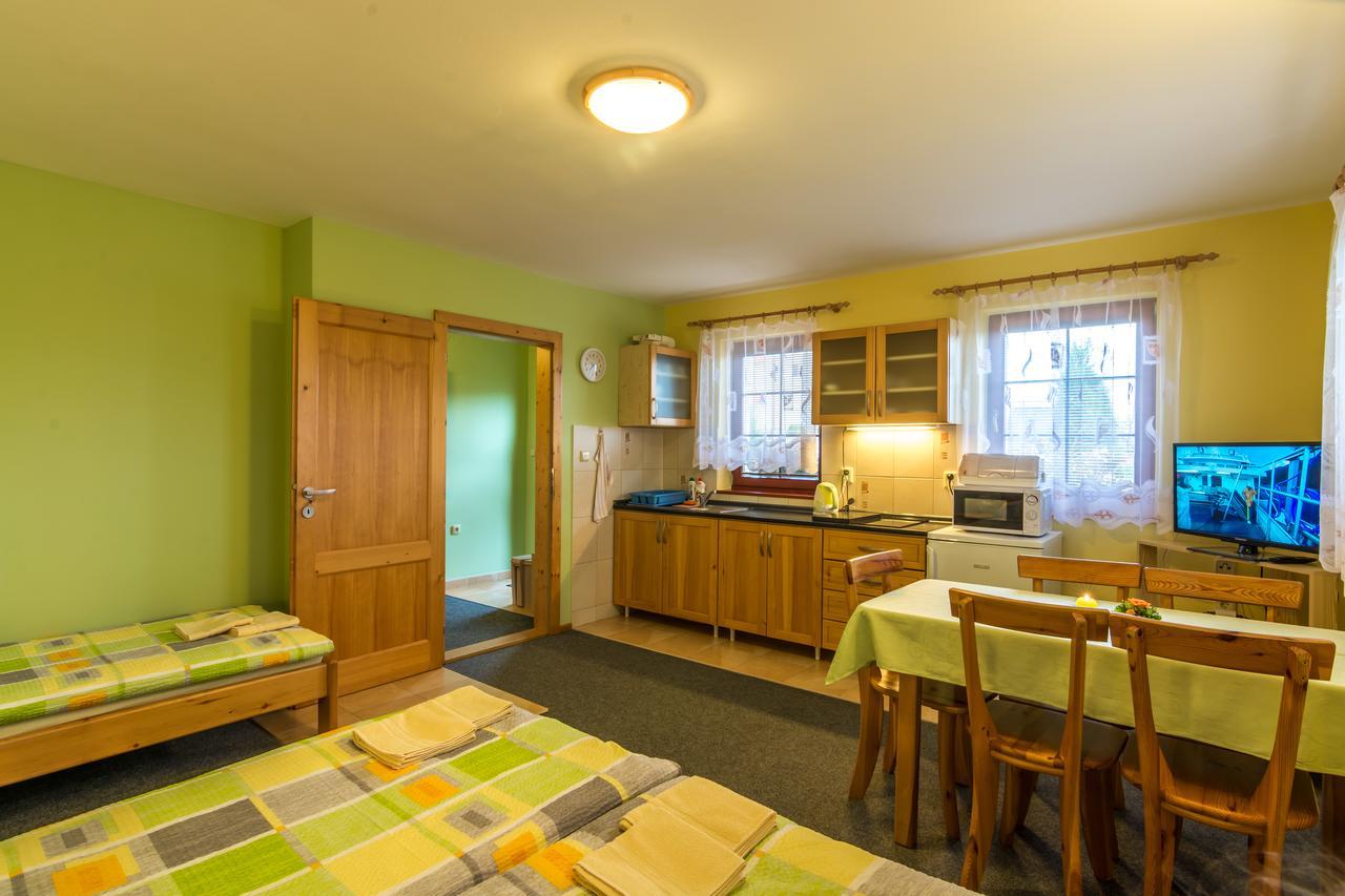 Ada Apartments Liptovský Trnovec Екстериор снимка