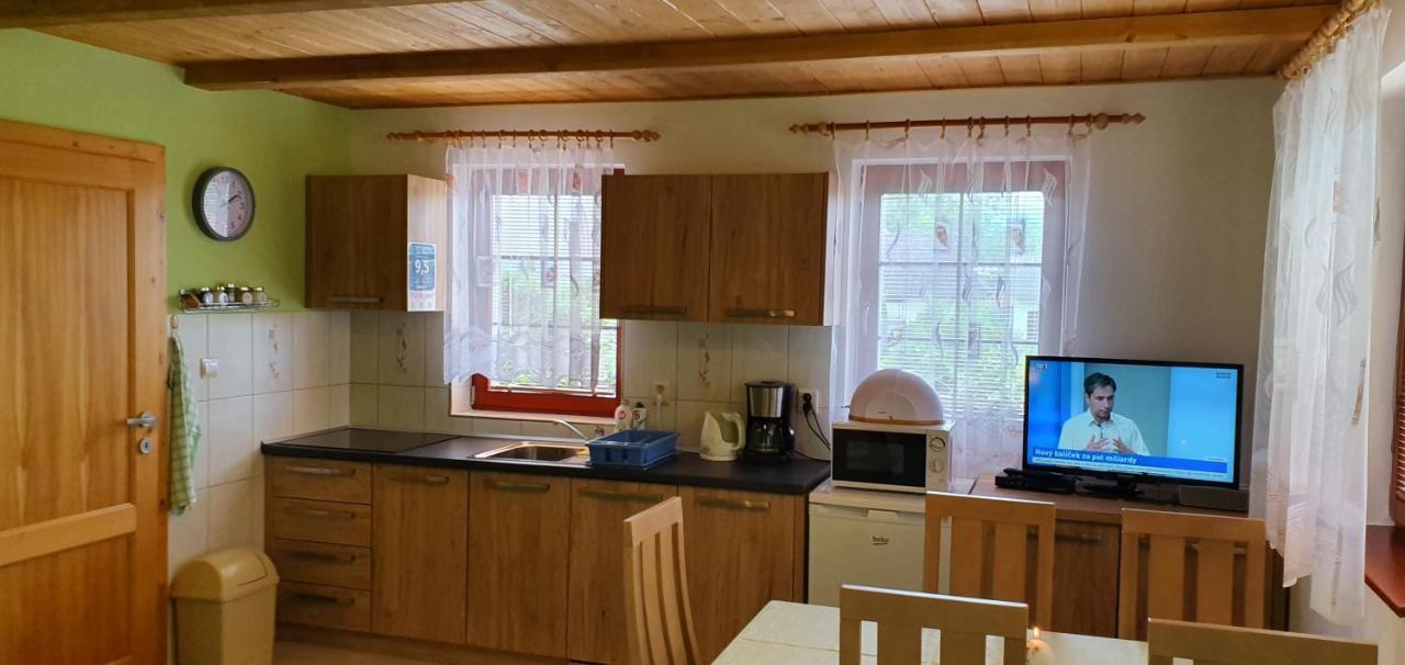 Ada Apartments Liptovský Trnovec Екстериор снимка